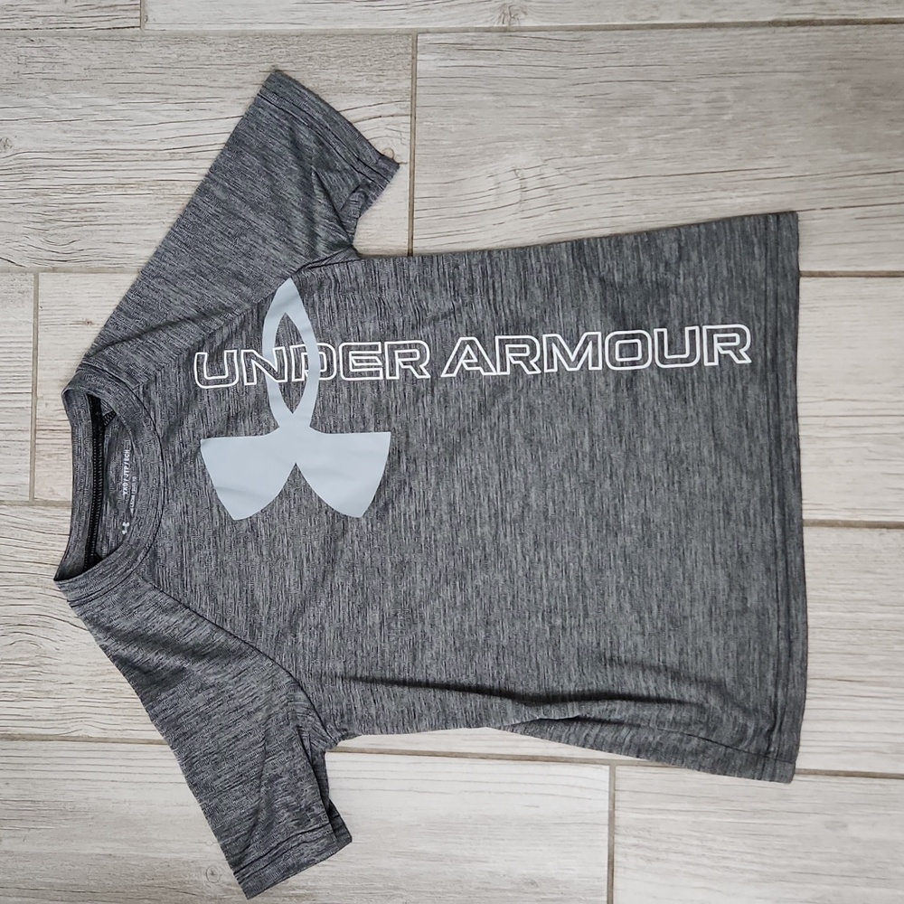 Boy's Under Armour T Shirt